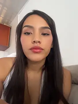 Mia-villalobos online show from 06-28-26, 03:40