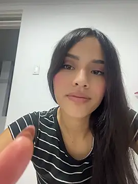 Mia-villalobos online show from 06-29-26, 11:26