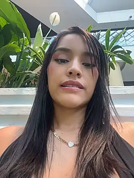 Mia-villalobos online show from 05-09-26, 04:32