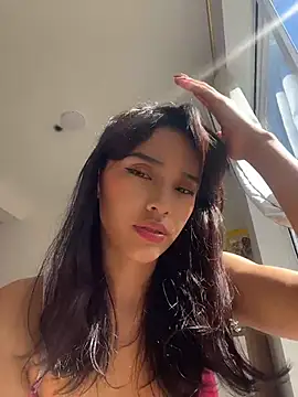 Mia-villalobos online show from 05-01-26, 02:11