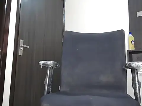 TheSexyGirl69 online show from 05-21-26, 11:07