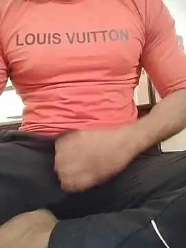 Snapshot of Rocky_boy4 chatting on 06-15-26, 10:48 Rocky boy4 online show from 06-15-26, 10:48