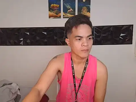 Xmj16 online show from 04-28-26, 08:13