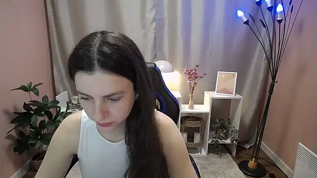 MistyBree online show from 05-25-26, 08:02