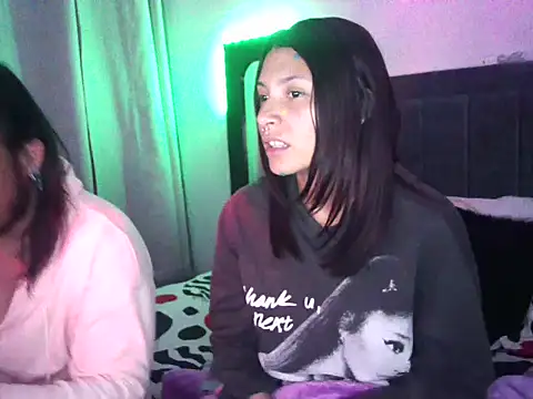 JadeYJacob online show from 03-22-26, 08:05