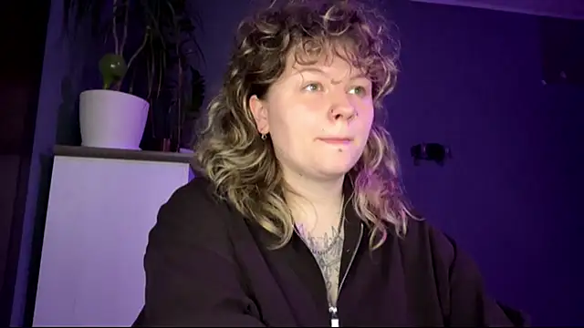 YoungAlina online show from 07-22-26, 11:29