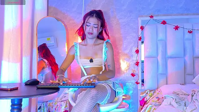 Bella-Sanders online show from 04-14-26, 11:26