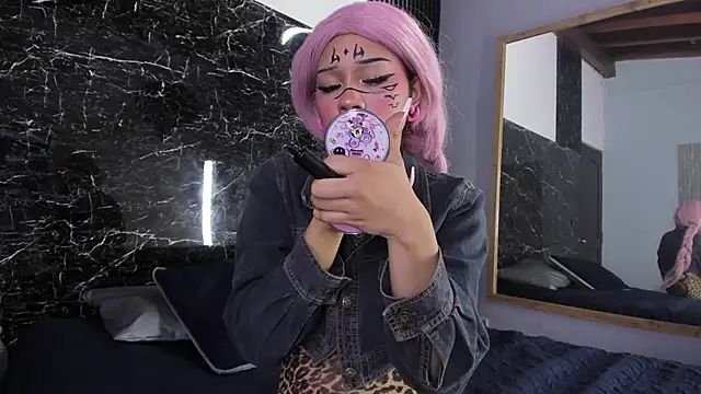 Roxy-Sweett online show from 04-11-26, 04:20