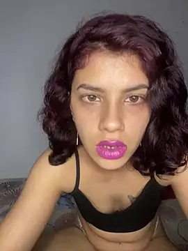 MommySexxy23 online show from 05-06-26, 05:50