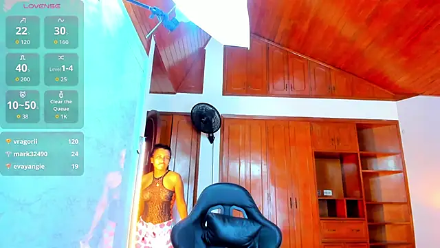 lizzie skinny online show from 04-04-26, 06:58