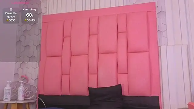 ashlleyray online show from 06-10-26, 07:26
