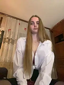 LunaVey online show from 06-12-26, 06:38