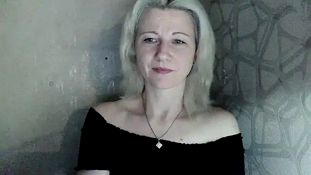 Katerina-Kissa online show from 05-15-26, 06:39