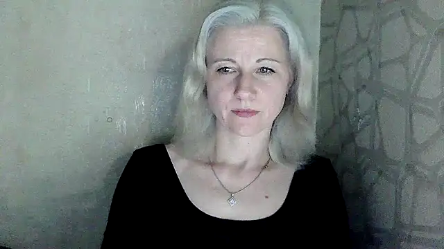 Katerina-Kissa online show from 05-17-26, 06:41