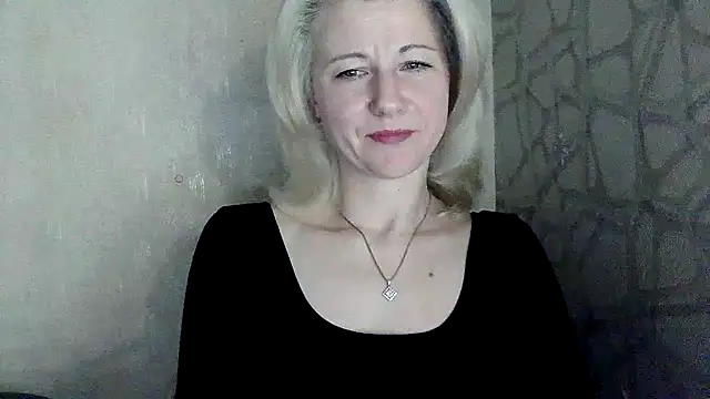 Katerina-Kissa online show from 04-22-26, 06:14
