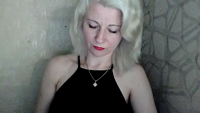 Katerina-Kissa online show from 05-23-26, 06:51