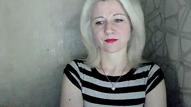 Katerina-Kissa online show from 05-29-26, 06:47