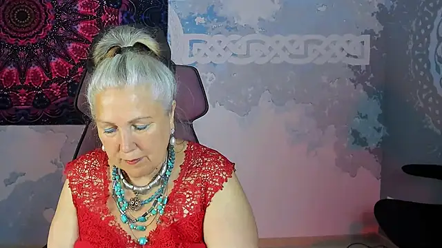Snapshot of LilaMaharani chatting on 06-14-26, 01:45 LilaMaharani online show from 06-14-26, 01:45