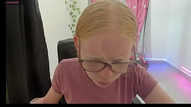 Albingirl online show from 03-28-26, 07:26