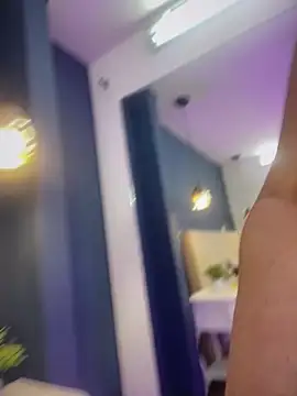 Jadee 01 online show from 04-15-26, 11:27