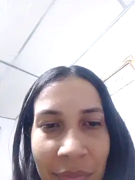 Snapshot of BiancaRoyale chatting on 04-30-26, 07:59 BiancaRoyale online show from 04-30-26, 07:59