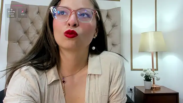 Isabella HartX online show from 03-25-26, 12:15