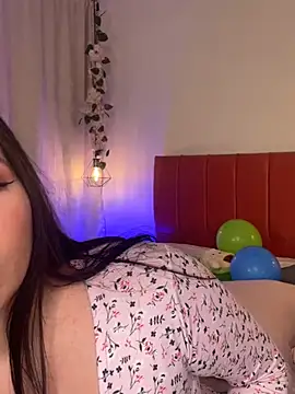 Caandace online show from 04-11-26, 07:17