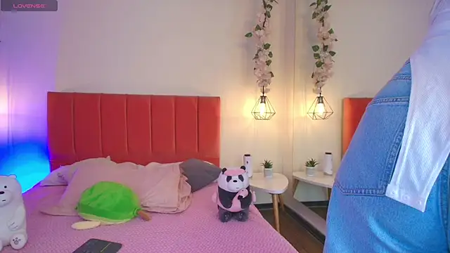 Caandace online show from 03-27-26, 08:43