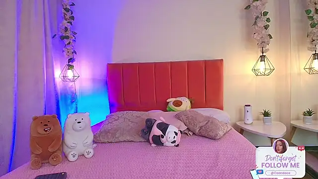 Caandace online show from 03-25-26, 07:24