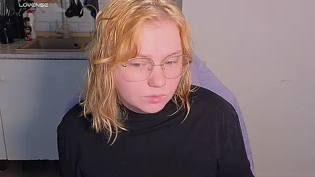 soft focus online show from 05-25-26, 04:56