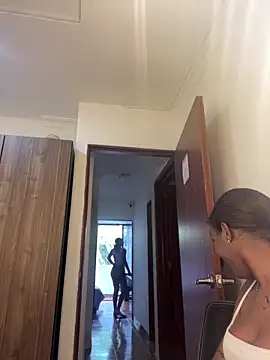 Emi rousse online show from 04-07-26, 12:07