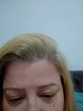 Snapshot of UmaDeusa chatting on 03-01-26, 02:11 UmaDeusa online show from 03-01-26, 02:11