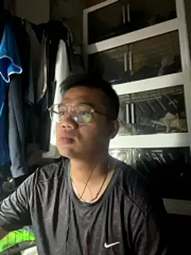 Gockhuatsg online show from 05-20-26, 07:44