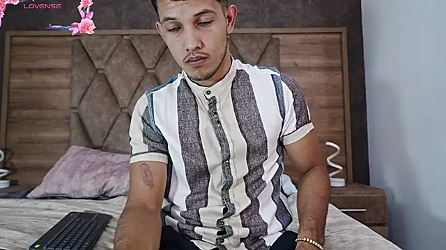 MaxiStanford online show from 03-08-26, 08:45