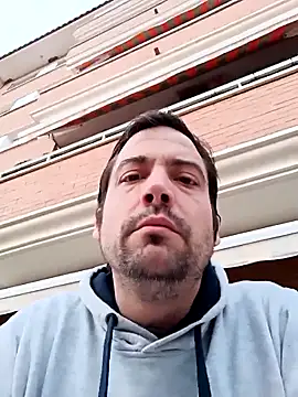 danyelC2 online show from 04-11-26, 06:11