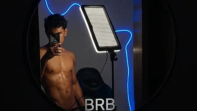 jossi12345j online show from 04-03-26, 12:44