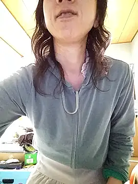 mako7612 online show from 04-10-26, 02:24