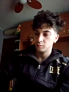 Andreakkkk online show from 03-06-26, 04:57