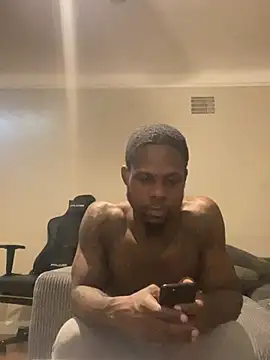 Snapshot of MidwestMandingo9 chatting on 03-01-26, 03:17 MidwestMandingo9 online show from 03-01-26, 03:17