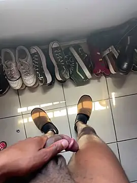 BumbleBee84 online show from 03-21-26, 11:03