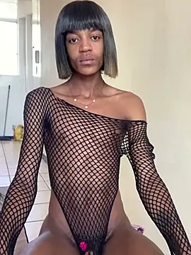 Kinky-Nicky04 online show from 06-30-26, 07:41