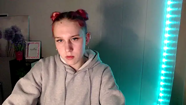 Scarlett lil online show from 04-01-26, 07:42