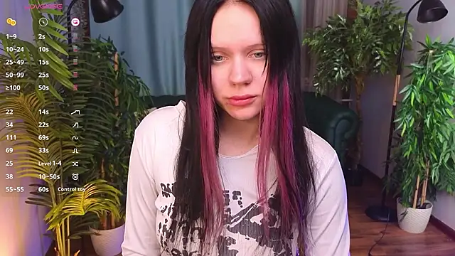 kittenlolla online show from 03-28-26, 05:41