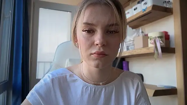 cyberl0ve  online show from 04-12-26, 01:58