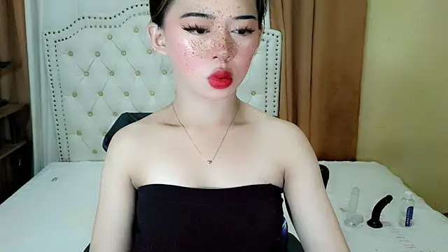 Snapshot of Seductive_sophie chatting on 06-09-26, 02:23 Seductive sophie online show from 06-09-26, 02:23