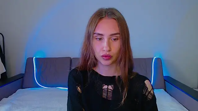 Snapshot of yourameliaa chatting on 04-21-26, 12:12 yourameliaa online show from 04-21-26, 12:12