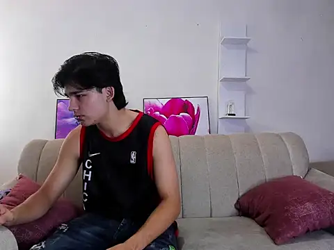 monky 0002 online show from 04-15-26, 01:48