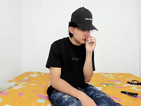monky 0002 online show from 05-22-26, 02:15
