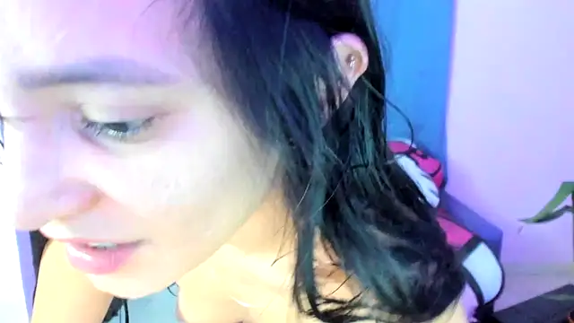 Snapshot of doll_katiuska chatting on 07-12-26, 12:17 doll katiuska online show from 07-12-26, 12:17