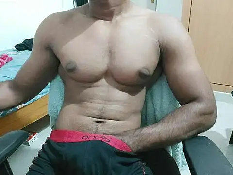 kratosTheHunk online show from 06-29-26, 06:51